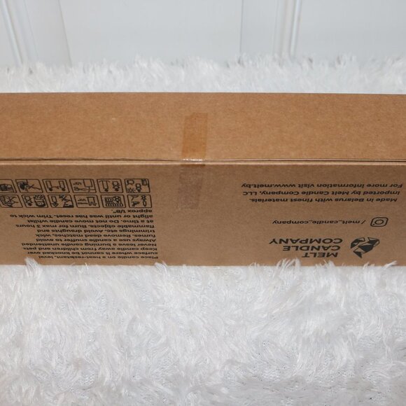 Melt Candle Company set of 10 yellow dinner taper candles 10inches long - Picture 3 of 7